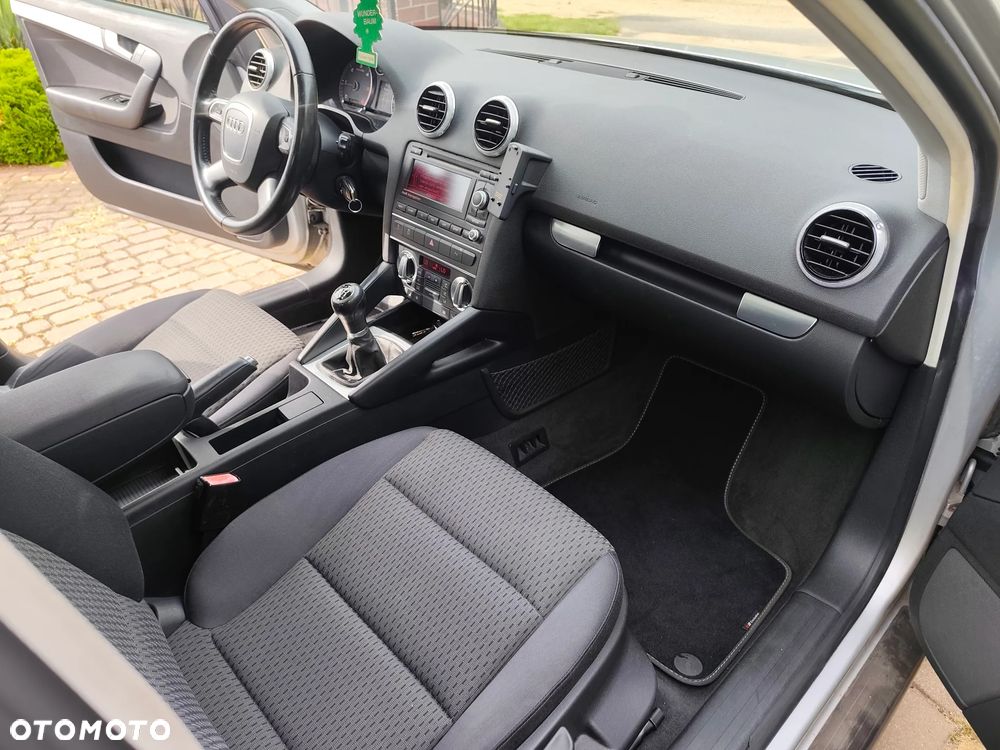 Audi A3 Sportback 2.0 TDI Ambition - 19