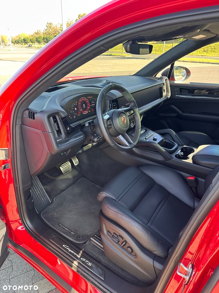 Porsche Cayenne GTS - 6