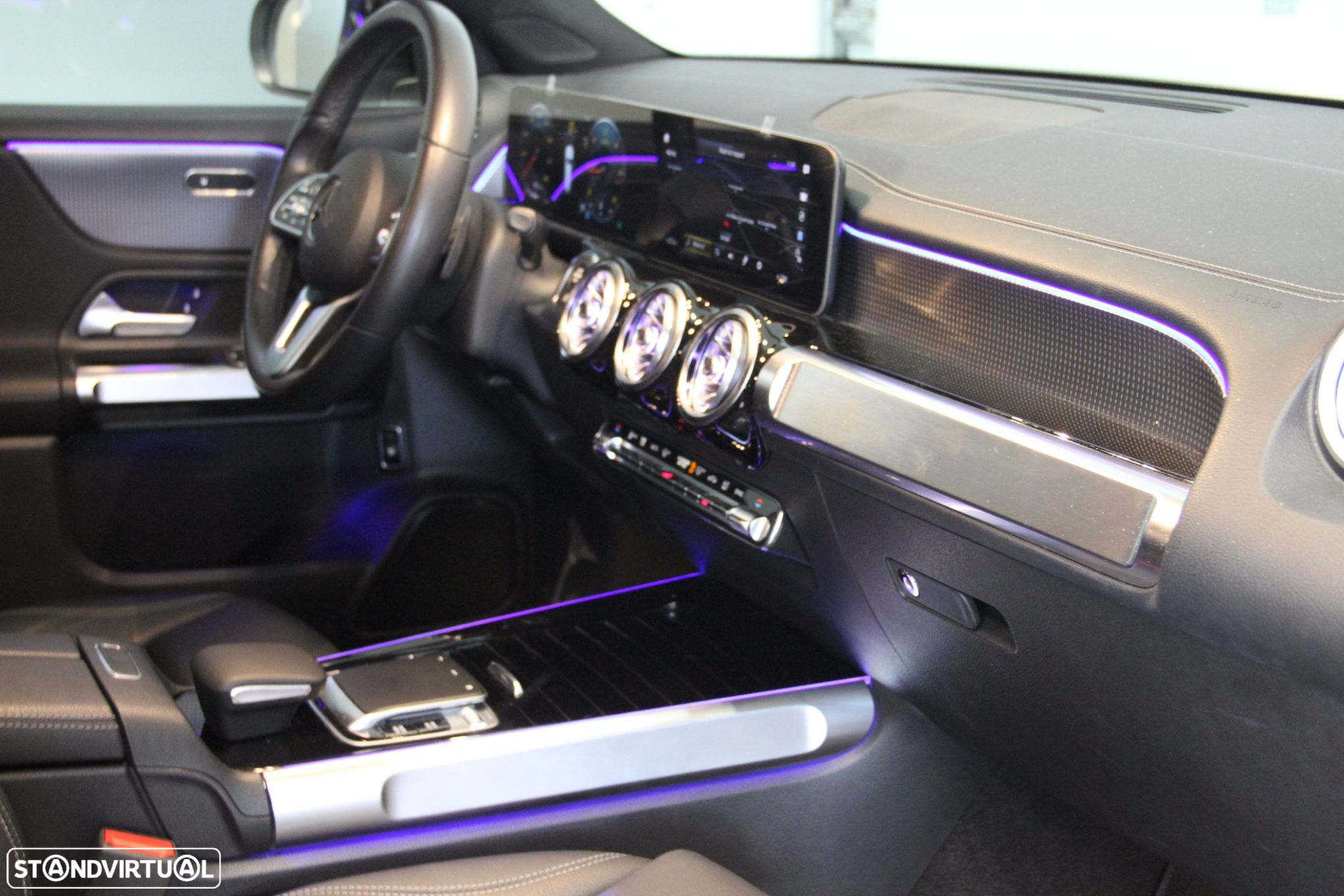 Mercedes-Benz GLB 180 d Progressive - 13