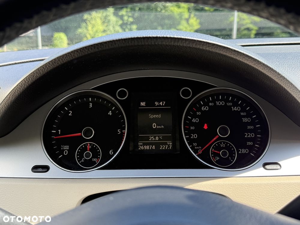 Volkswagen Passat CC 2.0 TDI DPF - 14