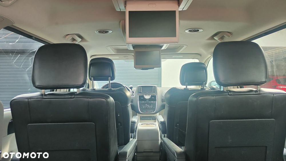 Chrysler Town & Country 3.6 Limited - 5