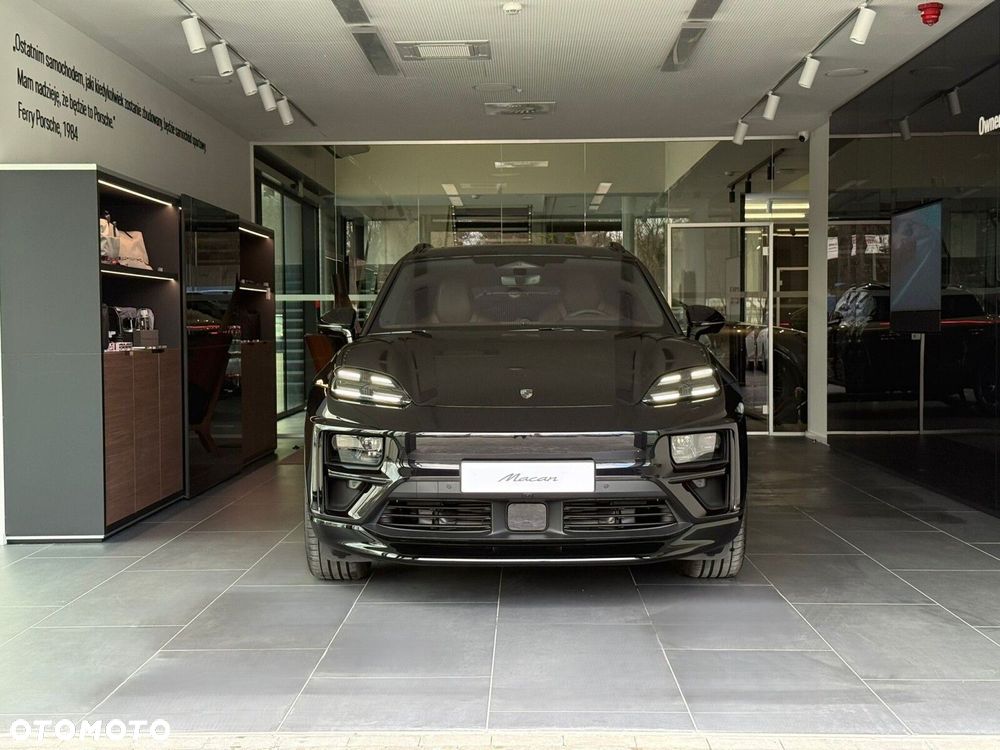Porsche Macan - 2