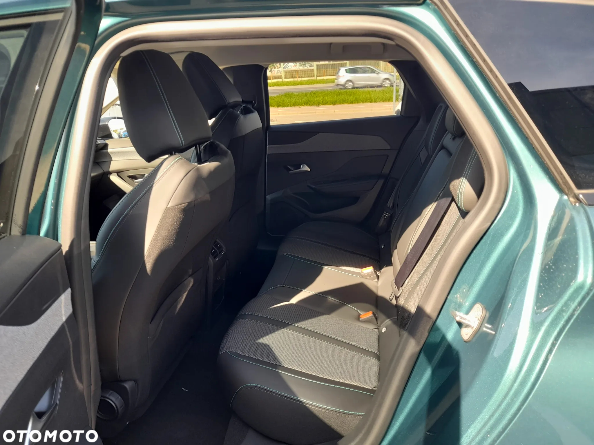 Peugeot 308 1.5 BlueHDi Allure S&S EAT8 - 11