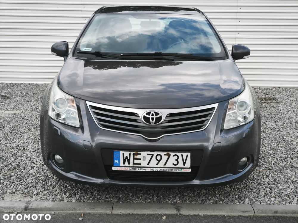 Toyota Avensis 1.6 Luna - 18