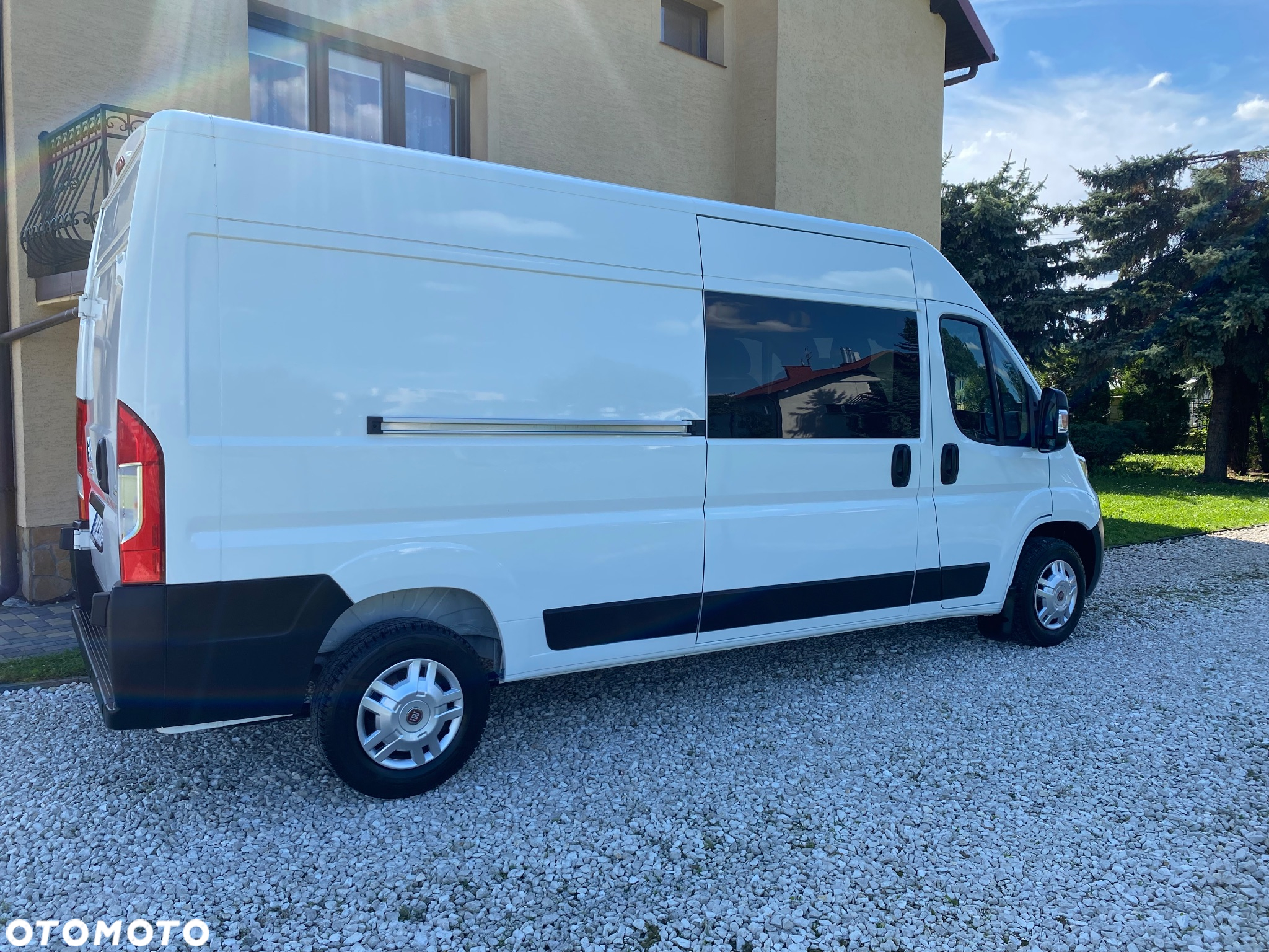 Peugeot BOXER L3H2 brygadowy 6-osobowy zakupiony w salonie w Rzeszowie bezwypadkowy - 14