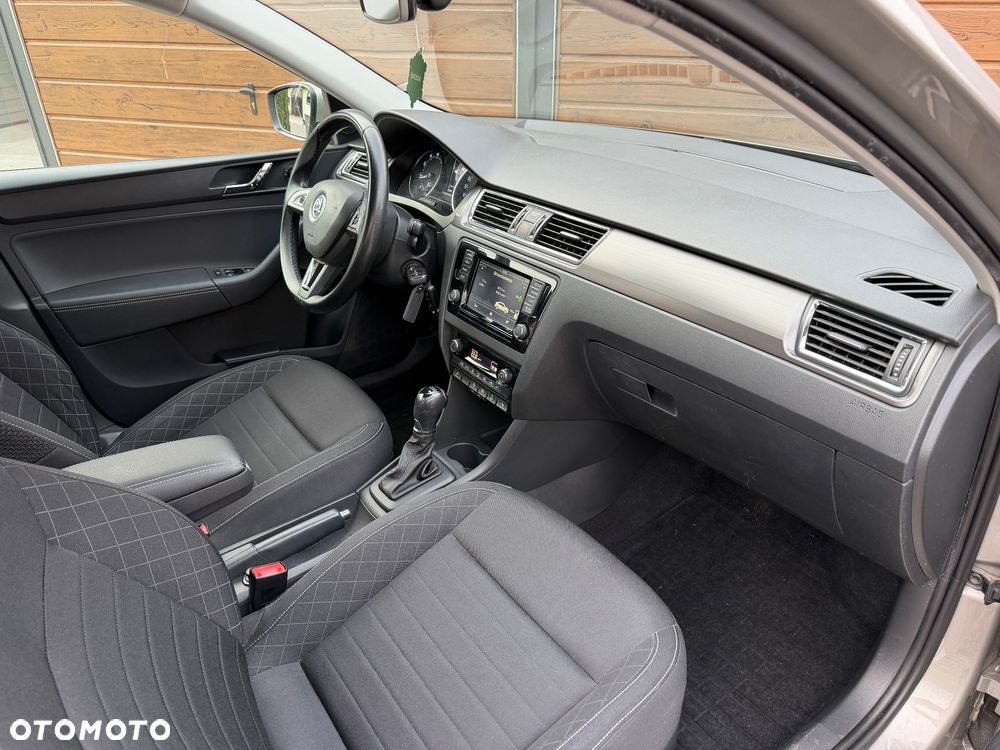 Skoda RAPID 1.4 TSI Style DSG - 10