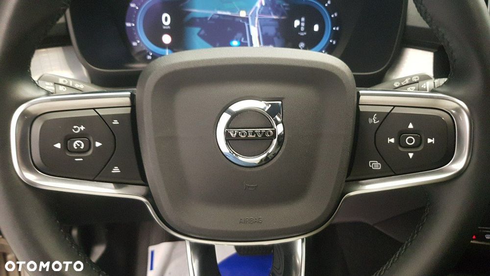 Volvo XC 40 - 22