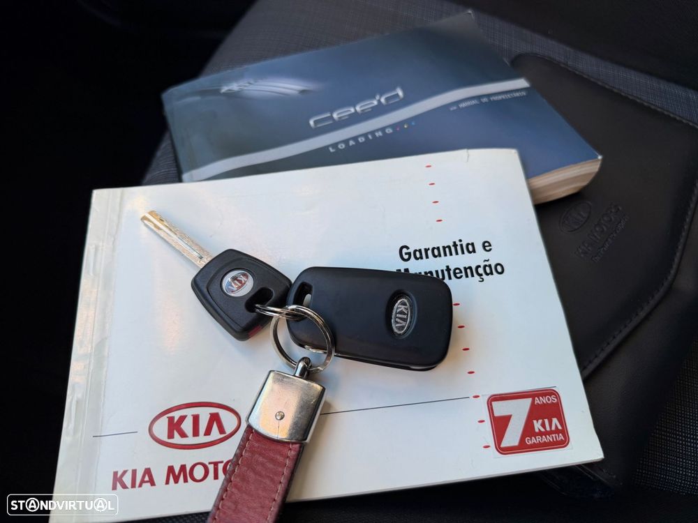 Kia Ceed S Coupé 1.4 CVVT EX ISG - 14