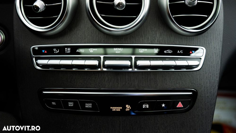 Mercedes-Benz GLC Coupe 300 de 4Matic 9G-TRONIC - 25