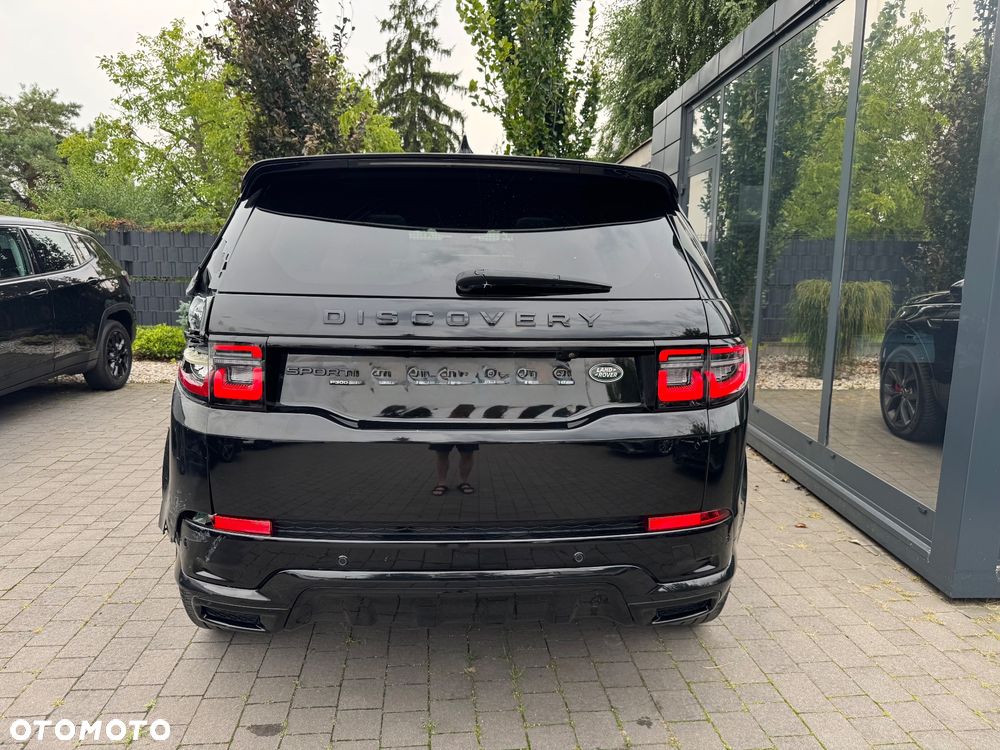 Land Rover Discovery Sport P300e R-Dynamic HSE - 8