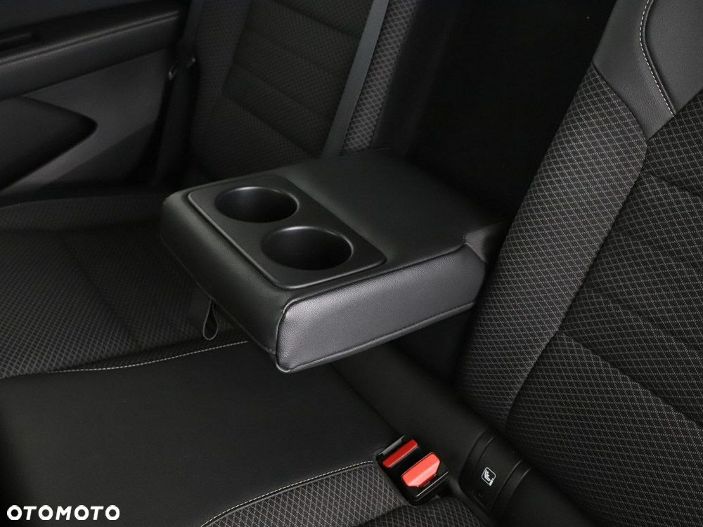 Renault Arkana 1.6 E-TECH Intens MMT - 39