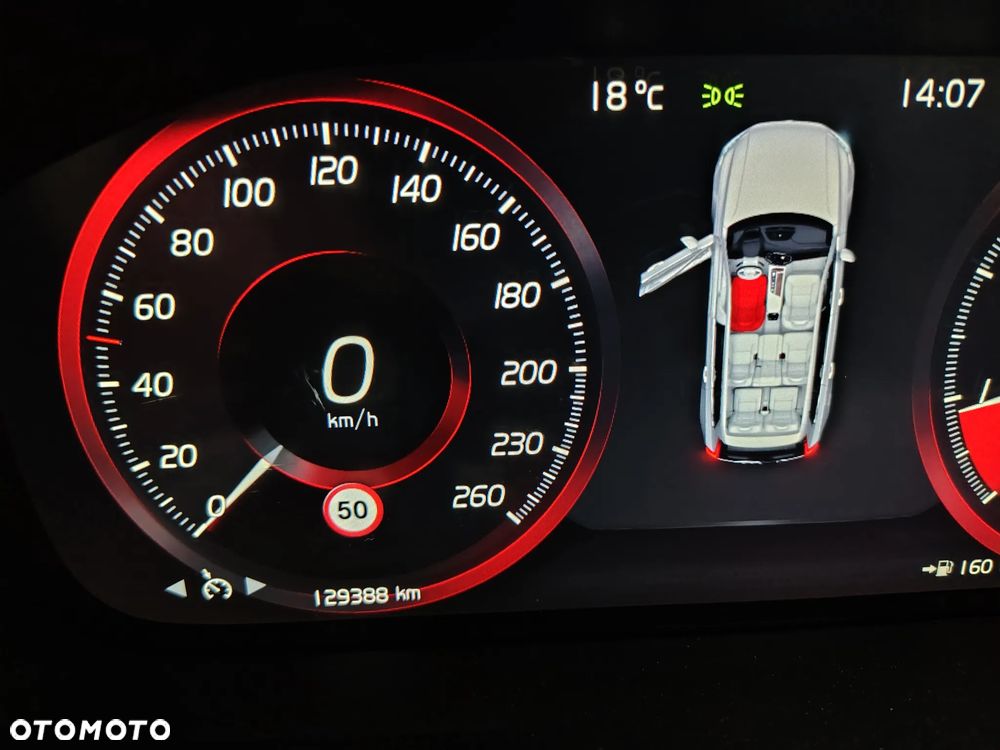Volvo XC 90 T6 AWD Geartronic RDesign - 8