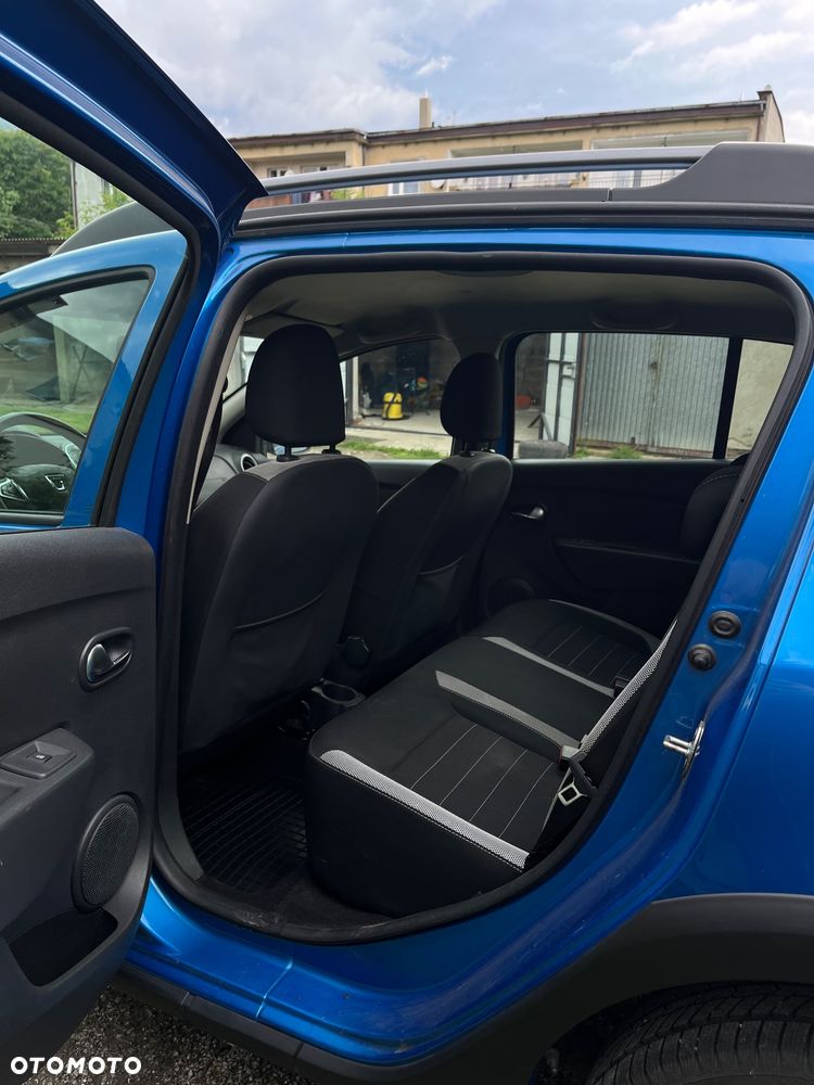 Dacia Sandero 1.5 dCi Laureate S&S - 8
