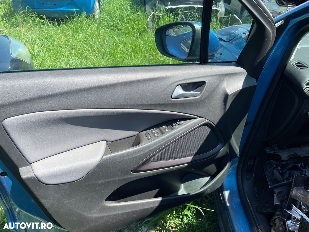 Dezmembrez Opel crossland X 2020 motor 12 benzină turbo 96kw cod HN05 cutie manuală climă faruri led matrix crosland - 8
