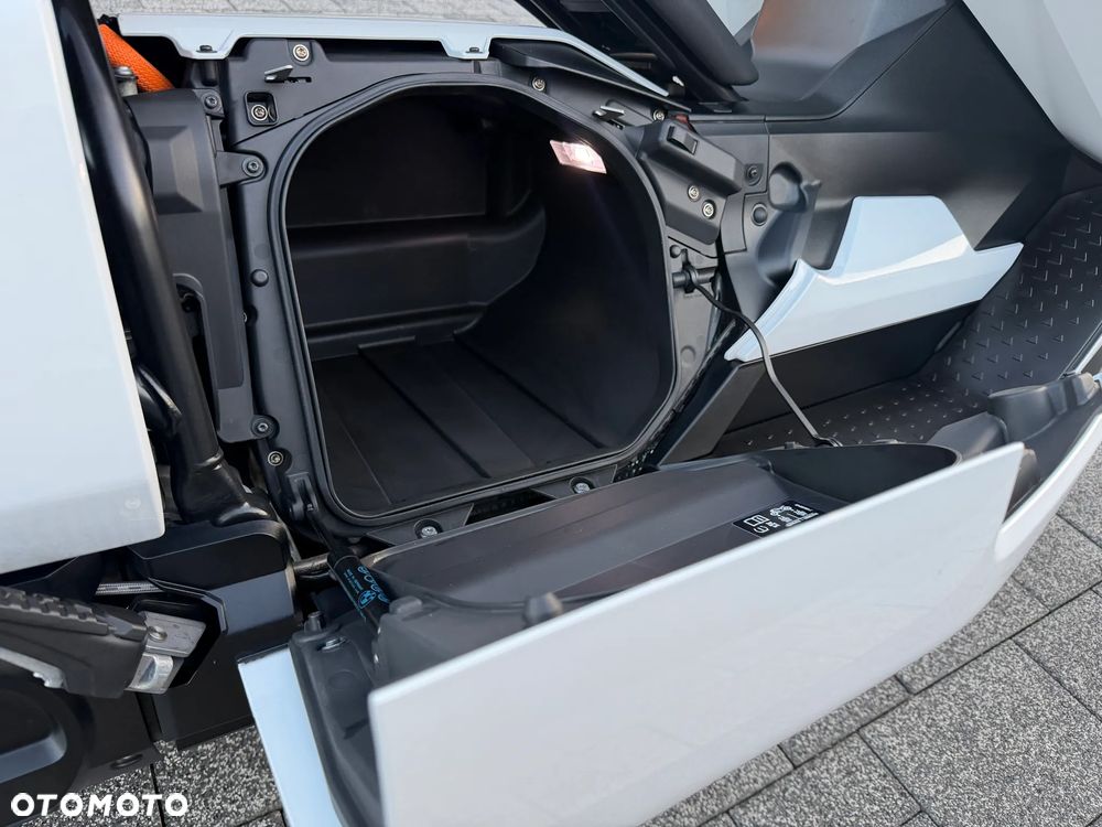 BMW CE 04 - 4