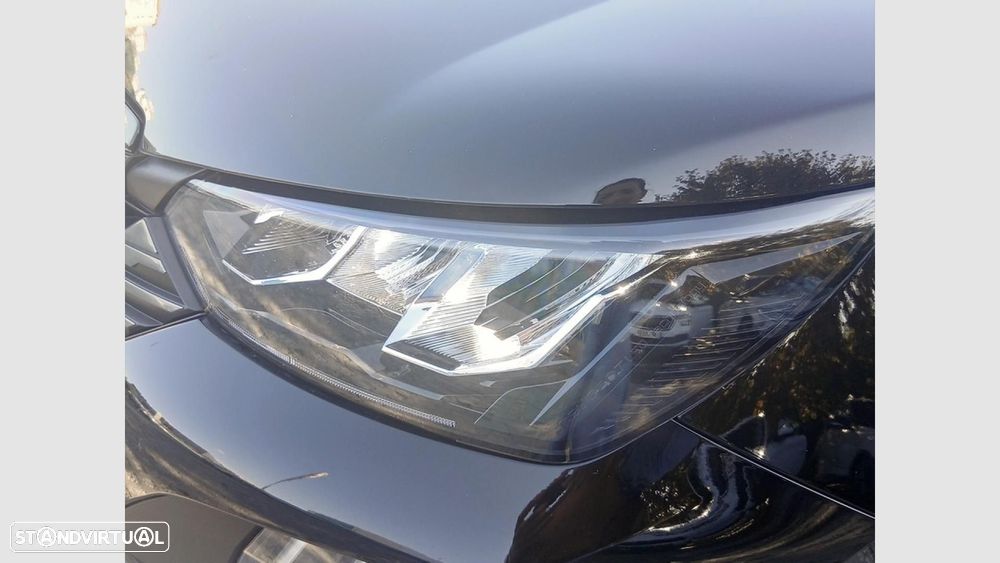 Peugeot 2008 - 9