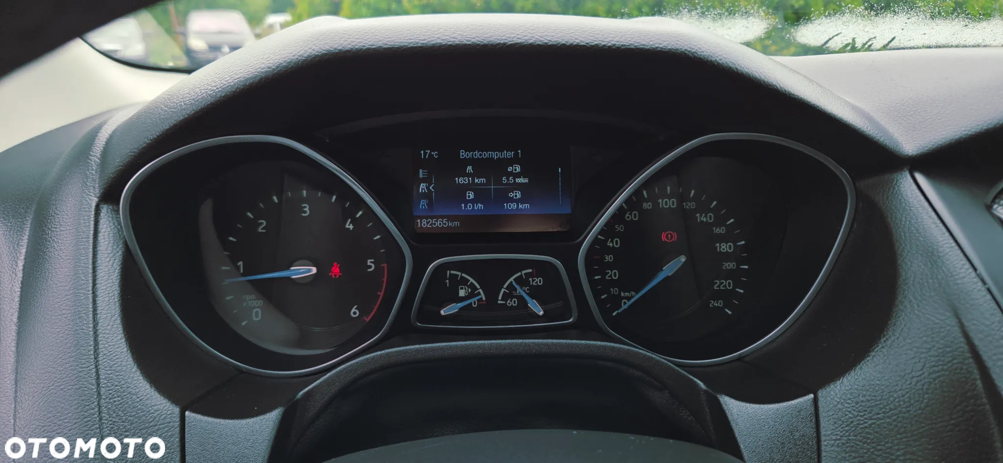 Ford Focus 1.5 EcoBlue Start-Stopp-System TITANIUM DESIGN - 27