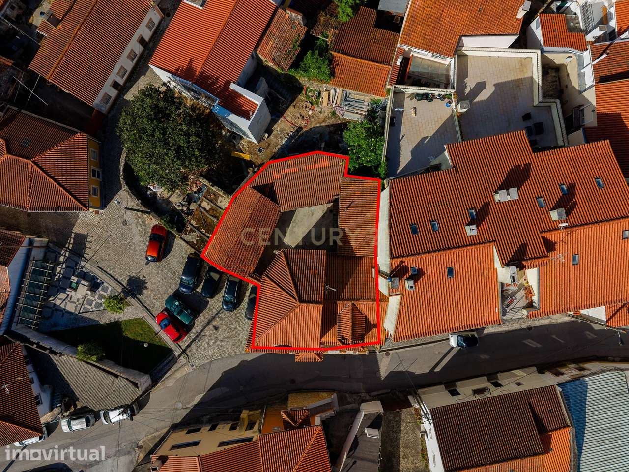 Moradia T5 com 250 m², no centro do Juncal, Porto de Mós - Grande imagem: 2/31