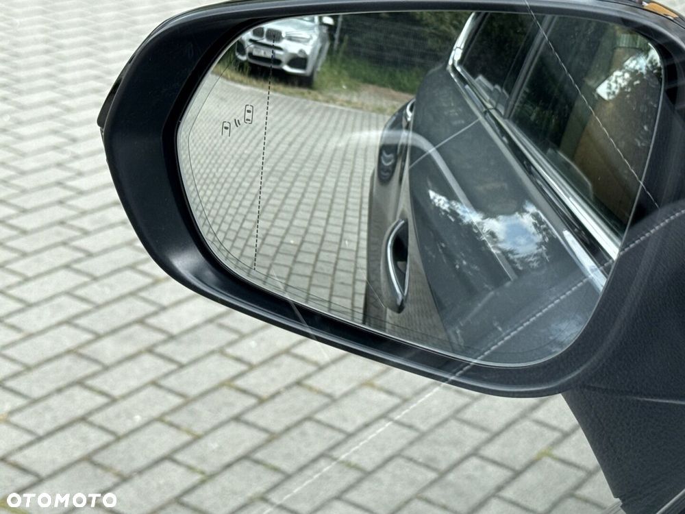 Lexus NX 300h F Impression AWD - 22