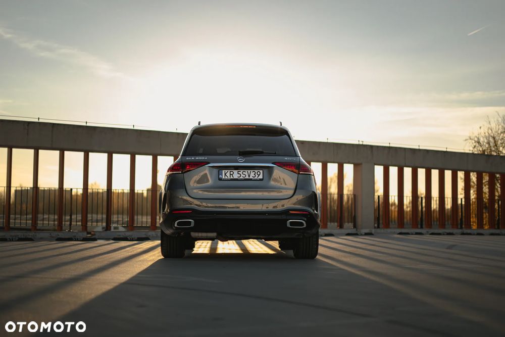 Mercedes-Benz GLE - 12