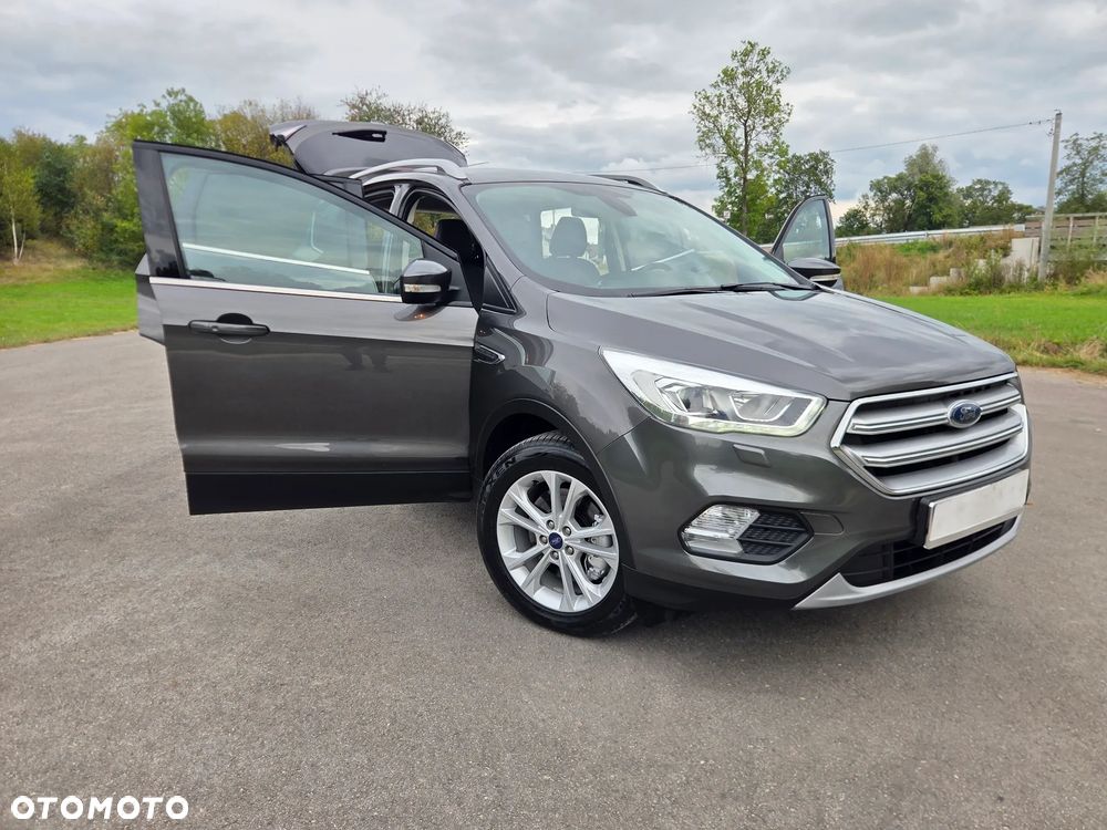 Ford Kuga - 26