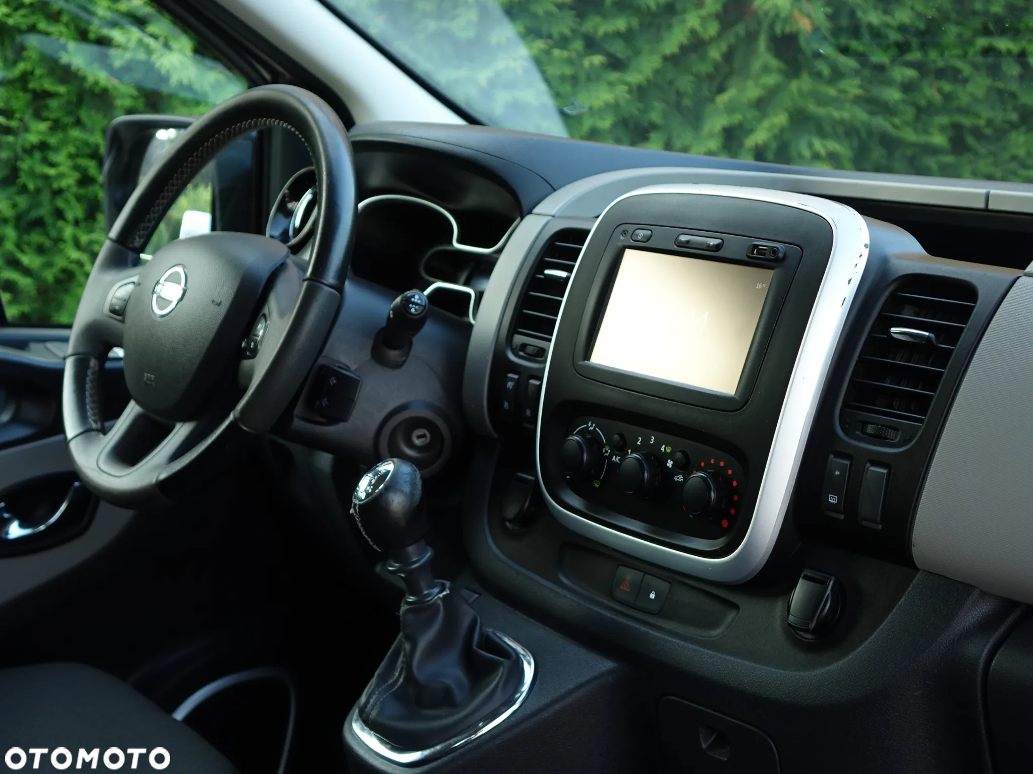 Renault Trafic - 9