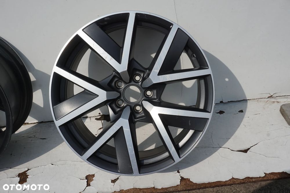 VW Volkswagen 5x112 20 9J et33 760601025R FV - 8