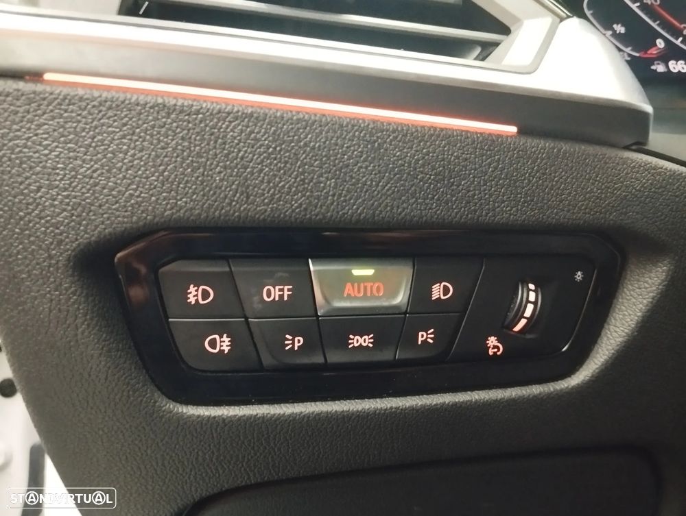 BMW 420 d Desportiva M Auto - 29