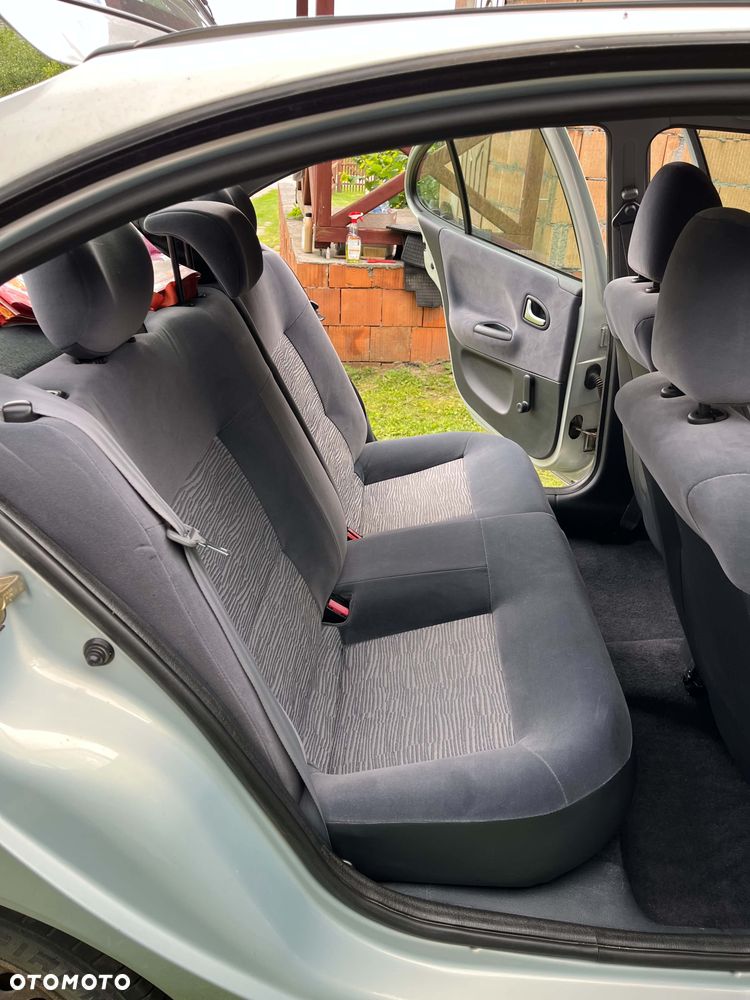 Renault Megane 1.4 16V Authentique - 11