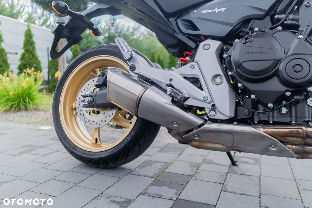 Honda CB - 16