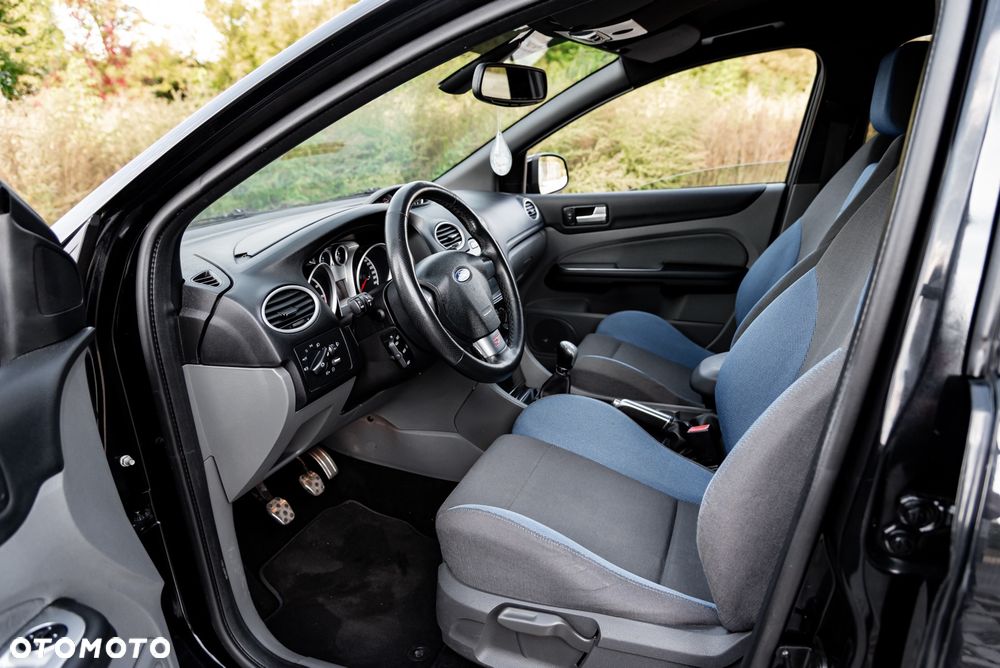 Ford Focus ST - 19