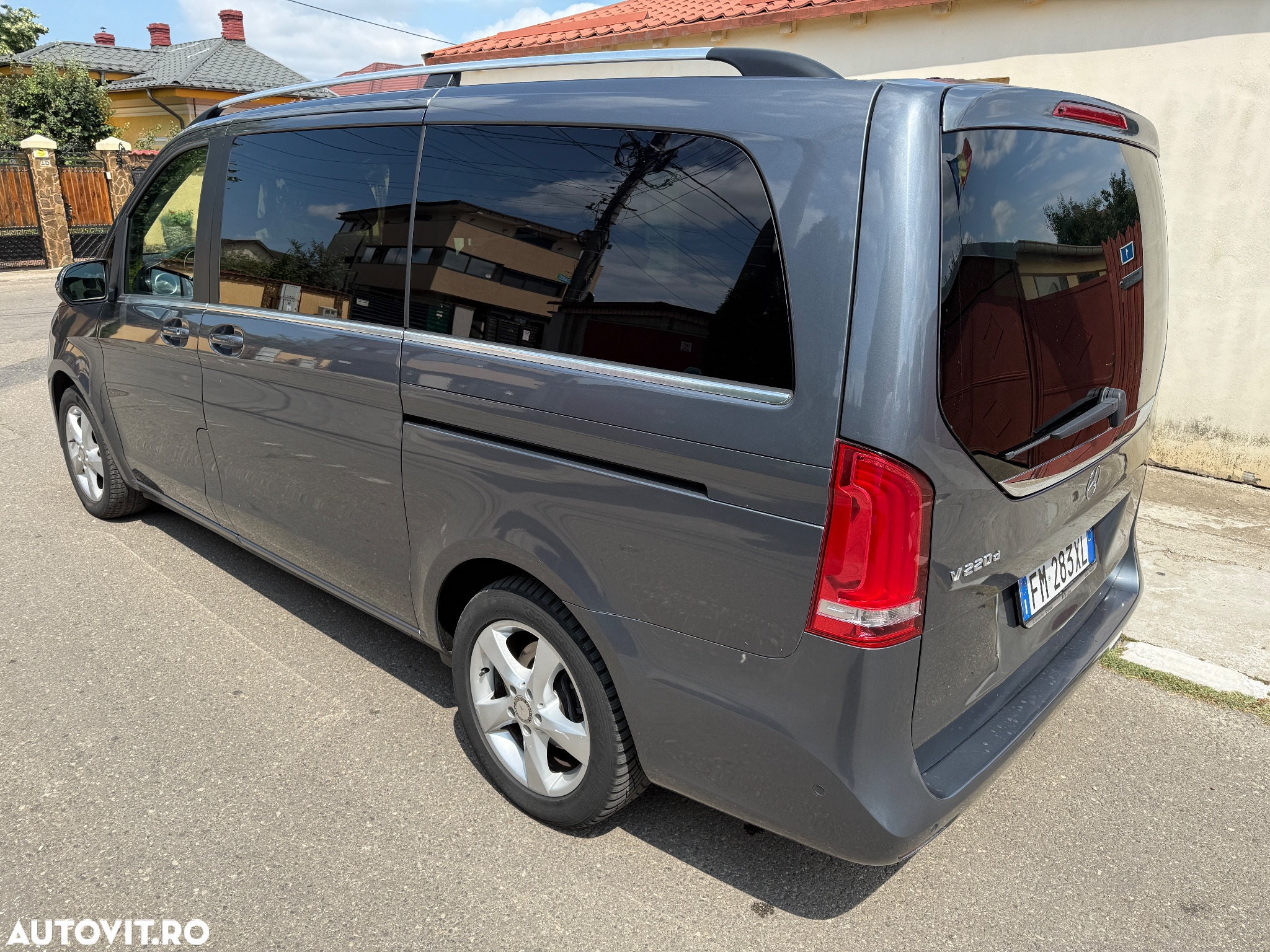 Mercedes-Benz V 220 (BlueTEC) d lang - 4