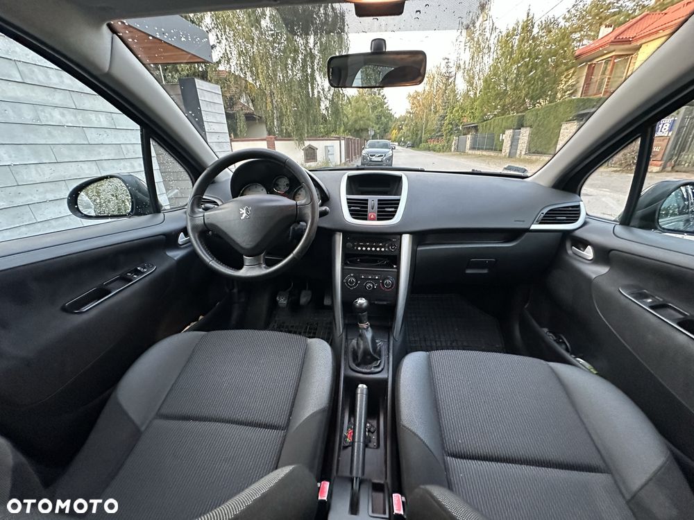Peugeot 207 - 5