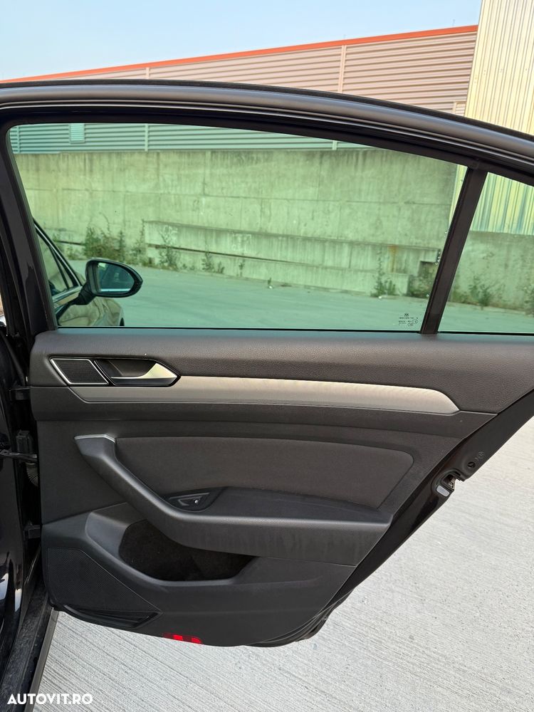 Volkswagen Passat 2.0 TDI DSG R Executive - 15