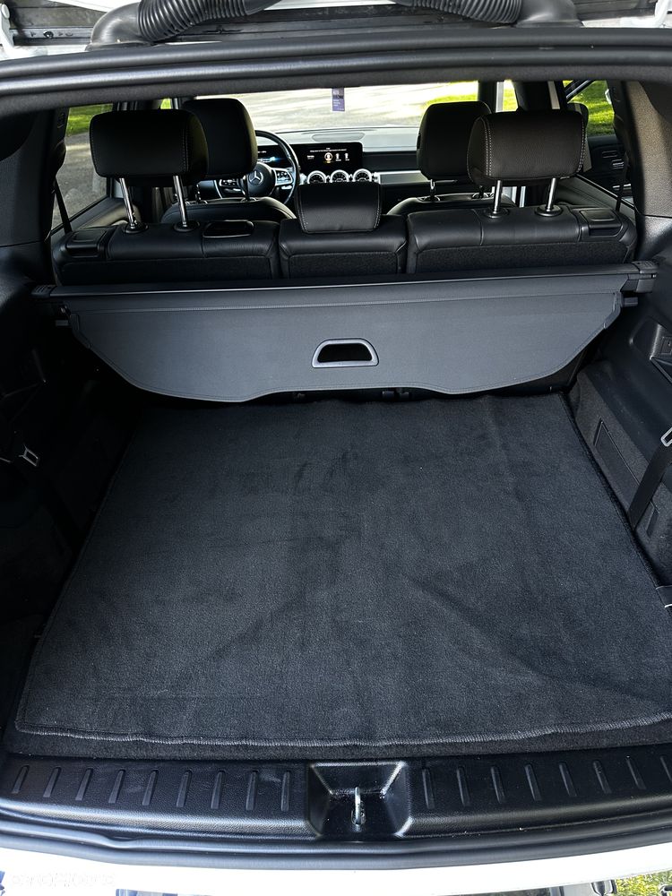 Mercedes-Benz GLB 250 4Matic 8G-DCT AMG Line - 34