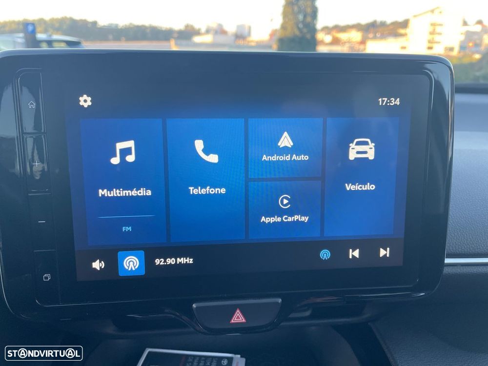 Toyota Yaris Cross 1.5 HDF Comfort Plus - 14