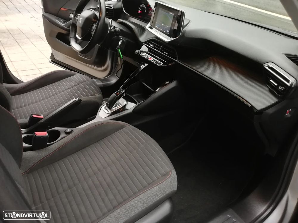 Peugeot 2008 1.5 BlueHDi Allure Pack EAT8 - 9