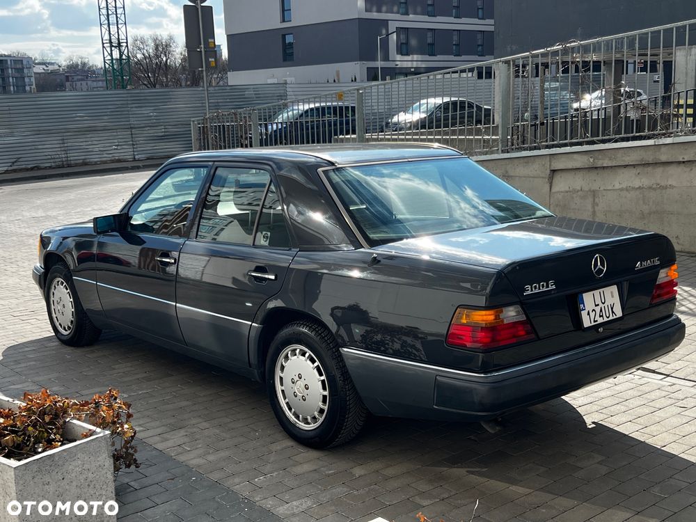 Mercedes-Benz W124 (1984-1993) - 7