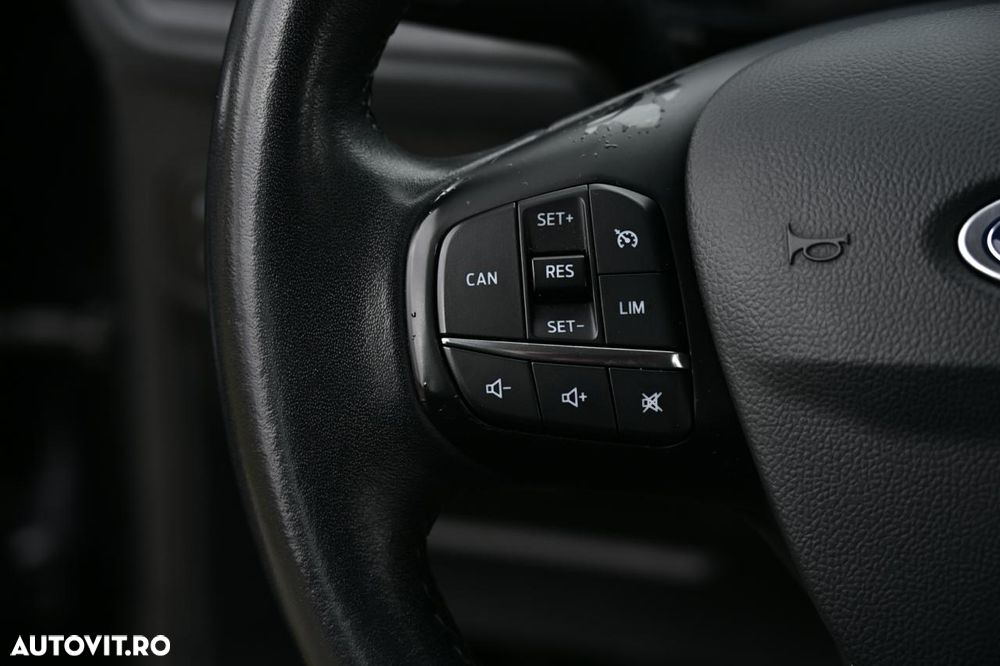 Ford Focus 1.5 EcoBlue Start-Stopp-System TREND - 24