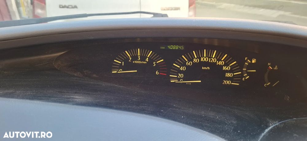 Toyota Previa D-4D - 6