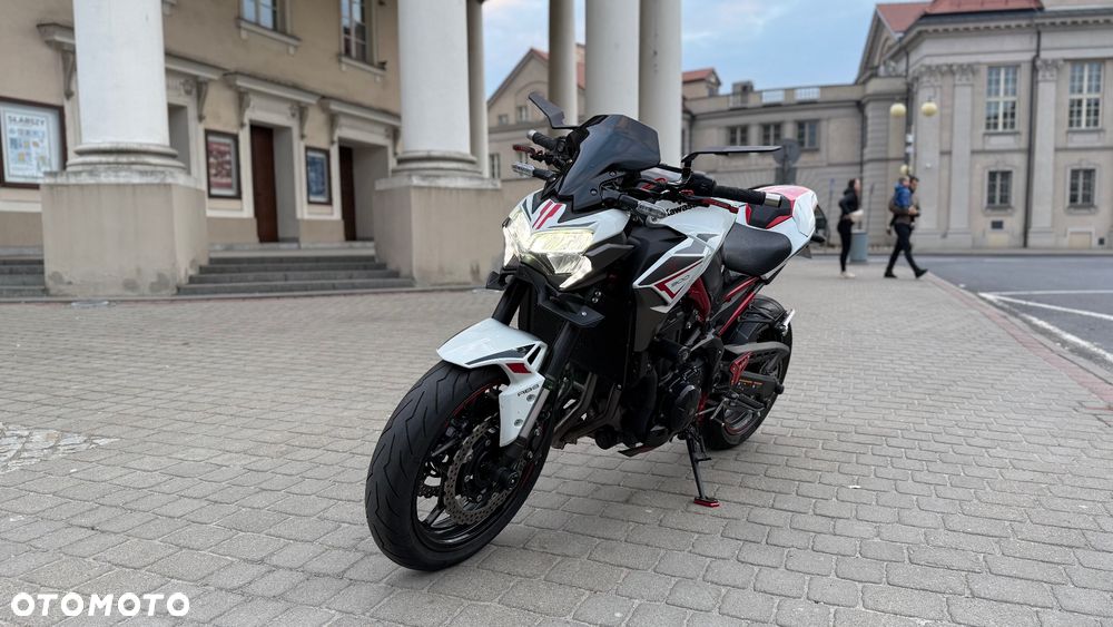Kawasaki Z 900 - 12