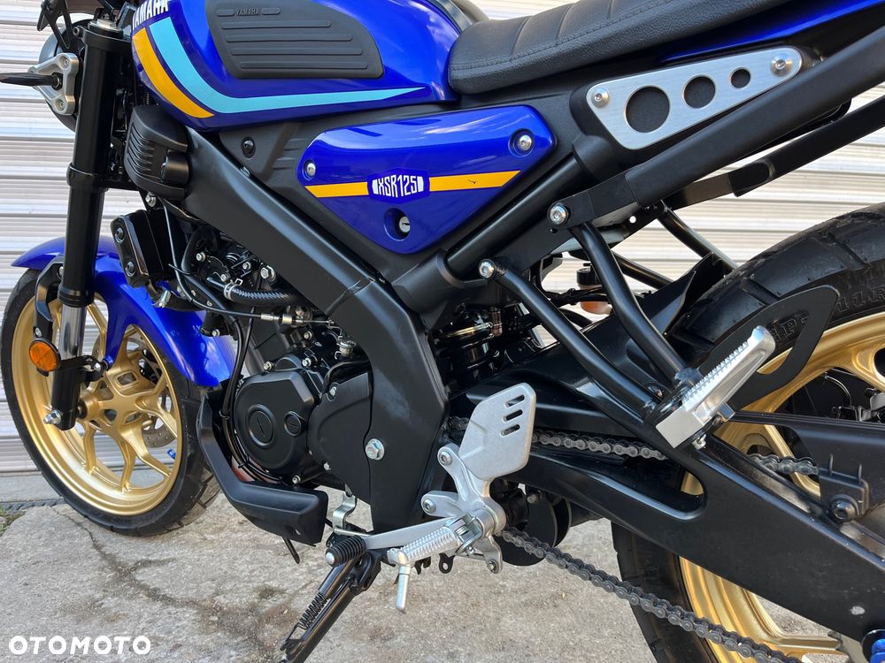 Yamaha XSR - 12