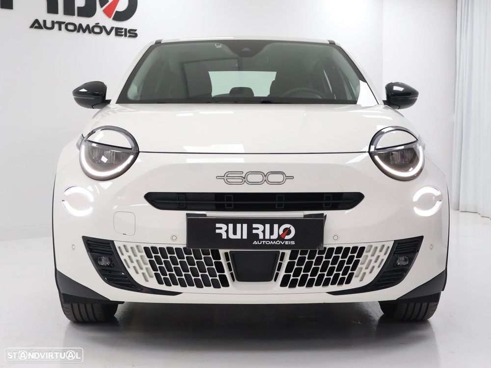 Fiat 600e 54 kWh (RED) - 7