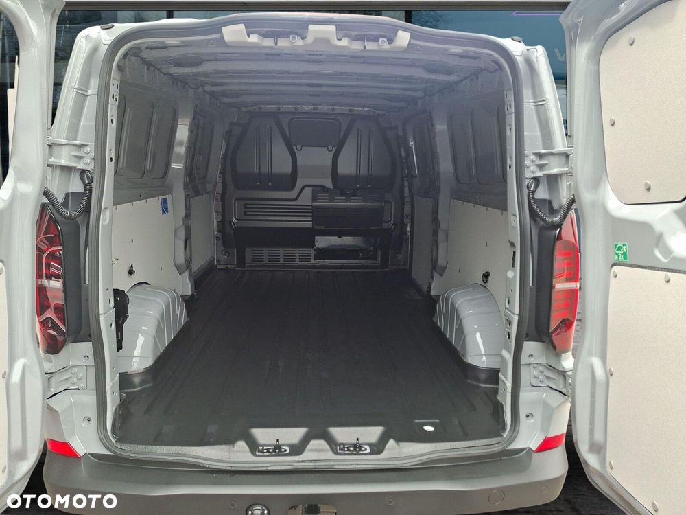 Volkswagen Transporter Furgon 2.0 TDI 150 KM manual - 39
