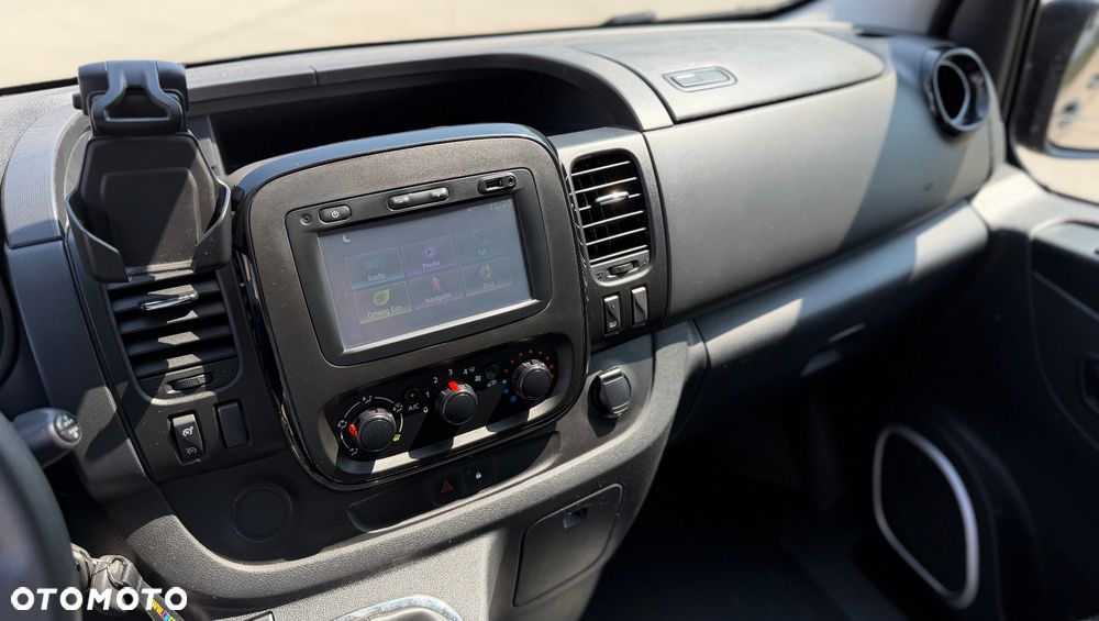 Opel VIVARO BRYGADÓWKA 5-Osobowy - 18