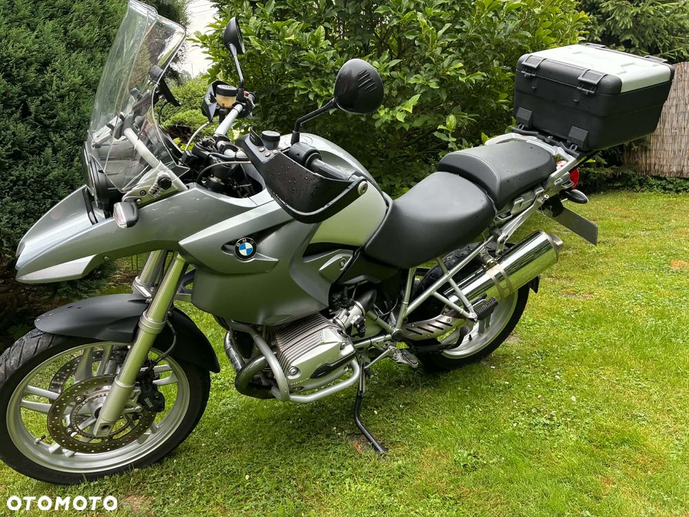 BMW R - 1