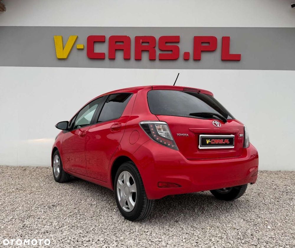 Toyota Yaris - 4