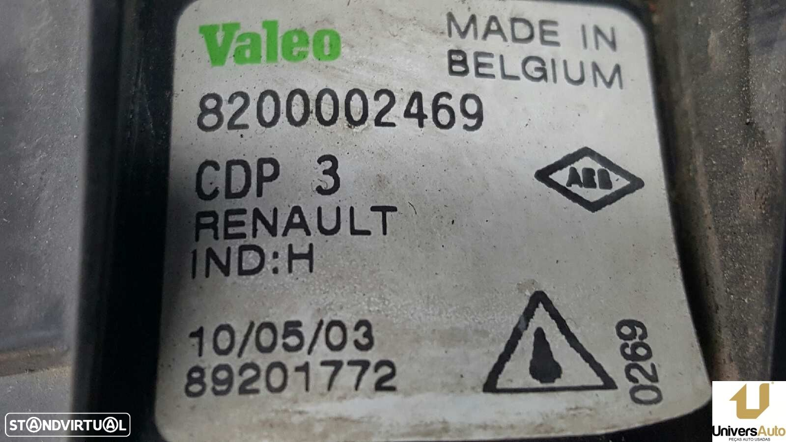 FAROL DE NEVOEIRO ESQUERDO RENAULT CLIO II FASE II (B/CB0) AUTHENTIQUE - 2