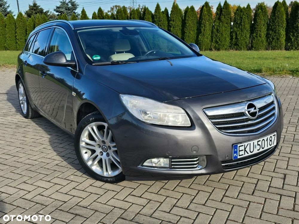 Opel Insignia - 1