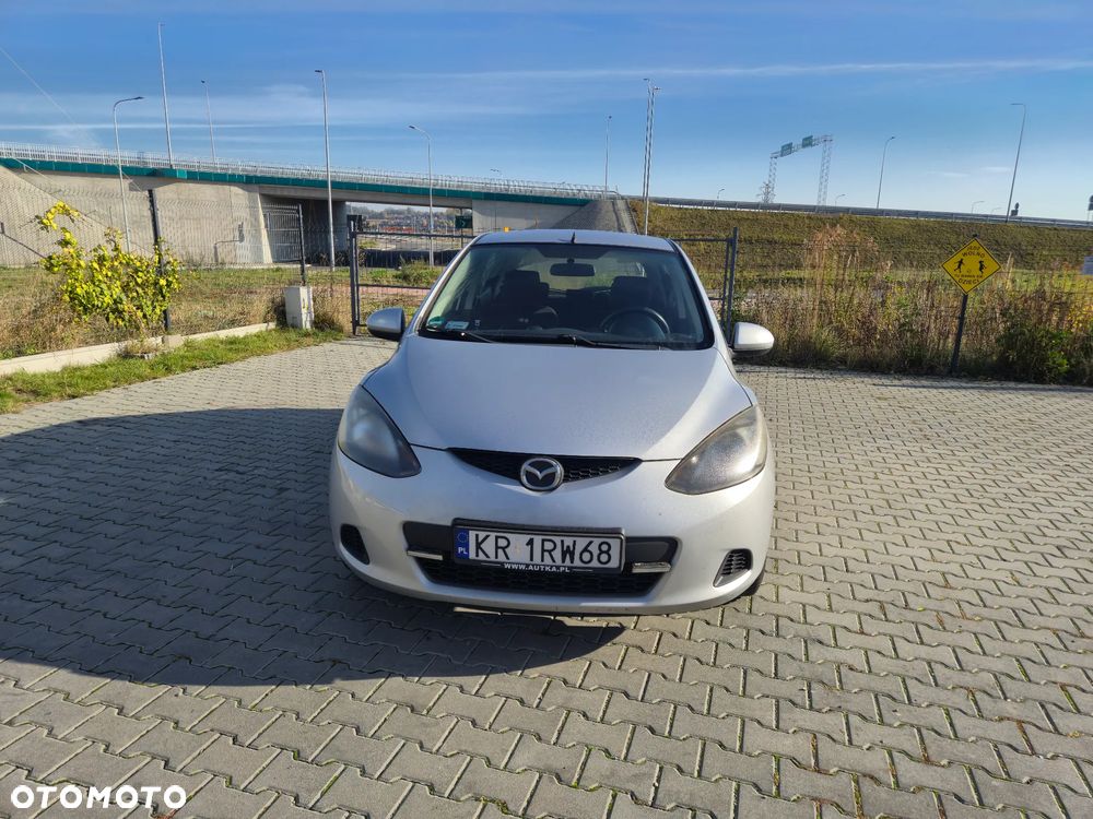 Mazda 2 2007 photo 4